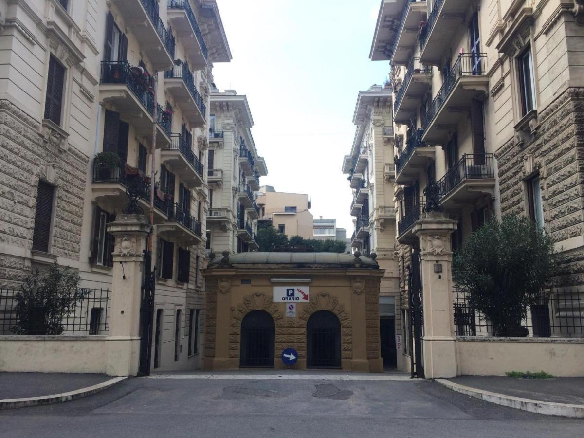 Casa Montani Acomodação com café da manhã Roma Exterior foto